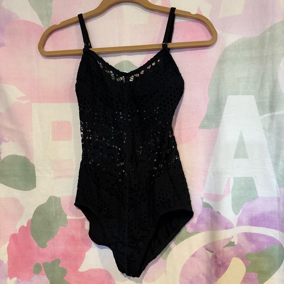 Robin Piccone Other - Robin Piccone Black Crochet Sexy Lace One Piece EUC Swimsuit Size 4 Cutouts Cute